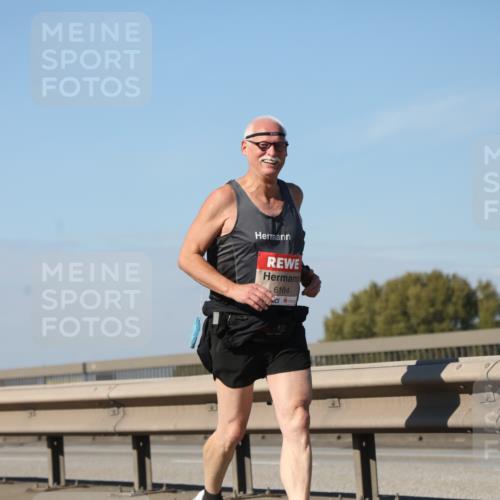 03.10.2025 - Köhlbrandbrückenlauf Yannick Fuchs http://msf.ph/oto/9194396 03.10.2025 12:19:25 Position 3 6164 meine-sportfotos.de