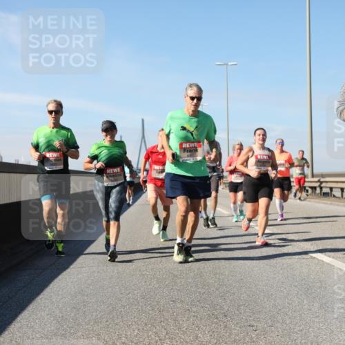 03.10.2025 - Köhlbrandbrückenlauf Yannick Fuchs http://msf.ph/oto/9194434 03.10.2025 11:56:44 Position 3 6001, 32 meine-sportfotos.de