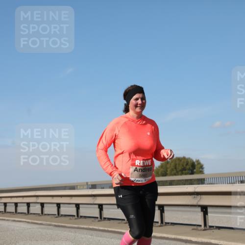 03.10.2025 - Köhlbrandbrückenlauf Yannick Fuchs http://msf.ph/oto/9194438 03.10.2025 12:19:31 Position 3 5860 meine-sportfotos.de