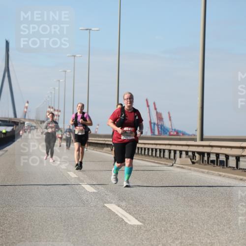 03.10.2025 - Köhlbrandbrückenlauf Yannick Fuchs http://msf.ph/oto/9194442 03.10.2025 12:19:37 Position 3  meine-sportfotos.de