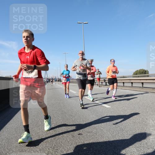 03.10.2025 - Köhlbrandbrückenlauf Yannick Fuchs http://msf.ph/oto/9194464 03.10.2025 11:56:47 Position 3 4146 meine-sportfotos.de