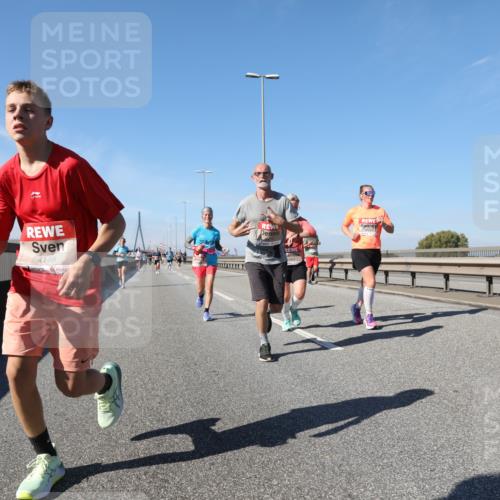 03.10.2025 - Köhlbrandbrückenlauf Yannick Fuchs http://msf.ph/oto/9194468 03.10.2025 11:56:47 Position 3 4146 meine-sportfotos.de