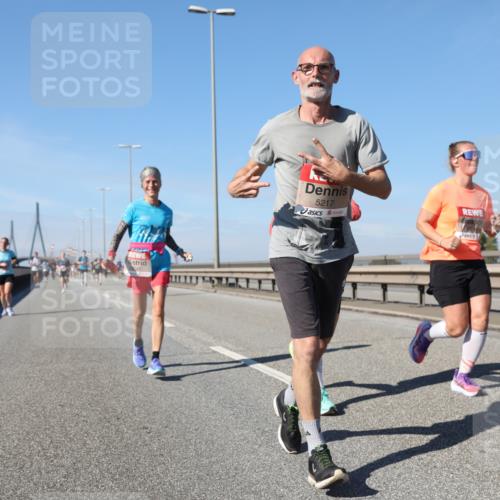 03.10.2025 - Köhlbrandbrückenlauf Yannick Fuchs http://msf.ph/oto/9194475 03.10.2025 11:56:48 Position 3 5217 meine-sportfotos.de