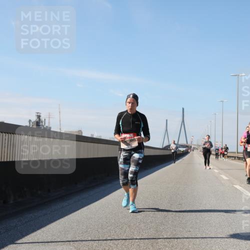 03.10.2025 - Köhlbrandbrückenlauf Yannick Fuchs http://msf.ph/oto/9194496 03.10.2025 12:19:42 Position 3  meine-sportfotos.de