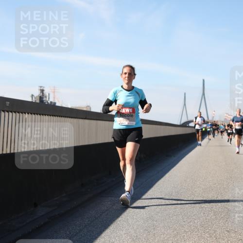 03.10.2025 - Köhlbrandbrückenlauf Yannick Fuchs http://msf.ph/oto/9194513 03.10.2025 11:56:51 Position 3 4402 meine-sportfotos.de