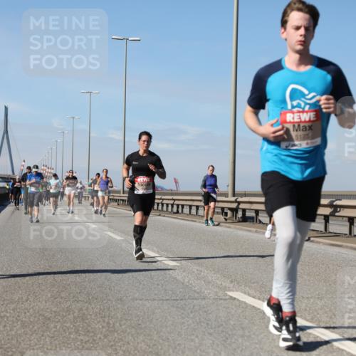03.10.2025 - Köhlbrandbrückenlauf Yannick Fuchs http://msf.ph/oto/9194576 03.10.2025 11:56:58 Position 3 5173 meine-sportfotos.de