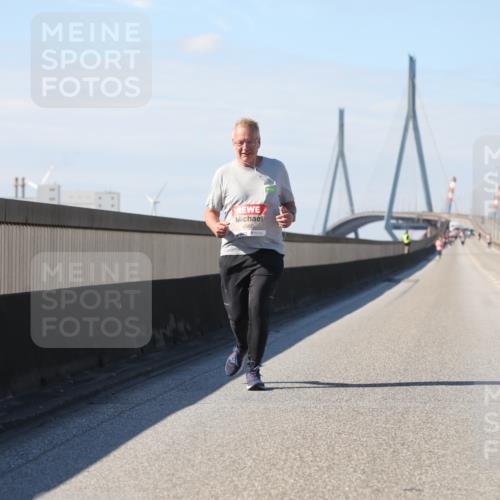 03.10.2025 - Köhlbrandbrückenlauf Yannick Fuchs http://msf.ph/oto/9194588 03.10.2025 12:19:53 Position 3 4980 meine-sportfotos.de