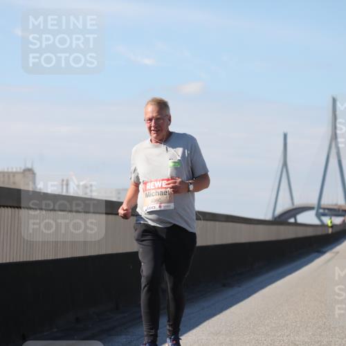 03.10.2025 - Köhlbrandbrückenlauf Yannick Fuchs http://msf.ph/oto/9194604 03.10.2025 12:19:54 Position 3 4980 meine-sportfotos.de