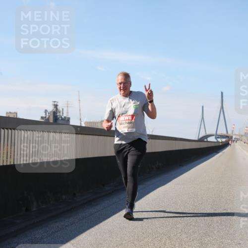 03.10.2025 - Köhlbrandbrückenlauf Yannick Fuchs http://msf.ph/oto/9194618 03.10.2025 12:19:56 Position 3  meine-sportfotos.de