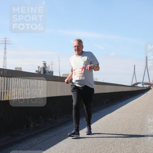 03.10.2025 - Köhlbrandbrückenlauf Yannick Fuchs http://msf.ph/oto/9194624 03.10.2025 12:19:56 Position 3 4980 meine-sportfotos.de