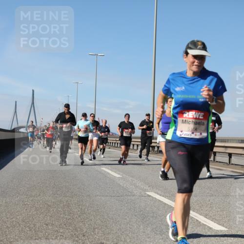 03.10.2025 - Köhlbrandbrückenlauf Yannick Fuchs http://msf.ph/oto/9194629 03.10.2025 11:57:06 Position 3 5104 meine-sportfotos.de