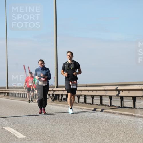 03.10.2025 - Köhlbrandbrückenlauf Yannick Fuchs http://msf.ph/oto/9194655 03.10.2025 12:20:04 Position 3  meine-sportfotos.de