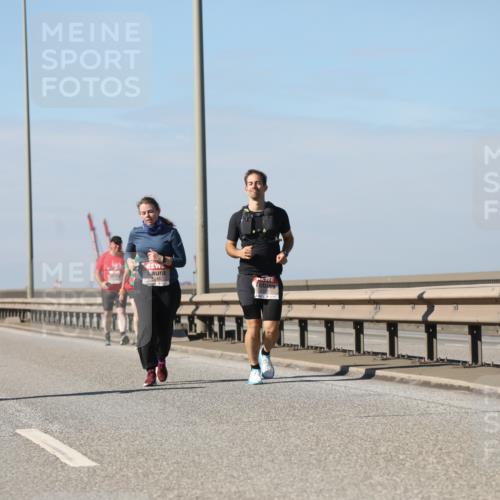 03.10.2025 - Köhlbrandbrückenlauf Yannick Fuchs http://msf.ph/oto/9194658 03.10.2025 12:20:04 Position 3  meine-sportfotos.de