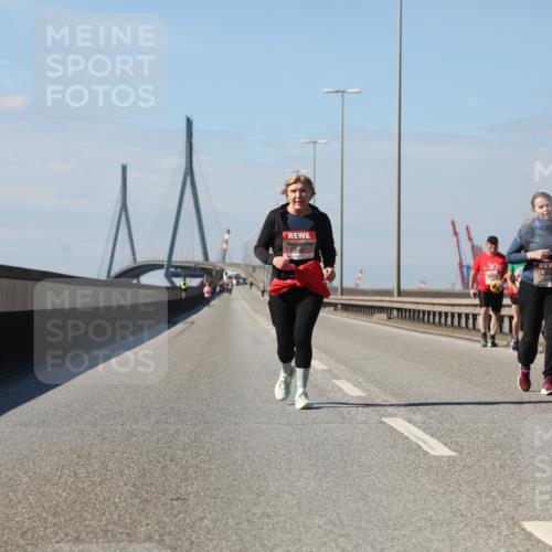 03.10.2025 - Köhlbrandbrückenlauf Yannick Fuchs http://msf.ph/oto/9194668 03.10.2025 12:20:05 Position 3  meine-sportfotos.de