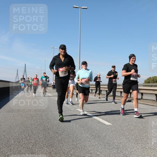 03.10.2025 - Köhlbrandbrückenlauf Yannick Fuchs http://msf.ph/oto/9194669 03.10.2025 11:57:09 Position 3 6353 meine-sportfotos.de