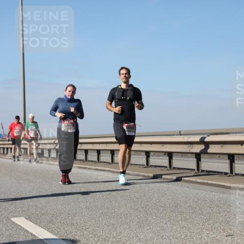 03.10.2025 - Köhlbrandbrückenlauf Yannick Fuchs http://msf.ph/oto/9194688 03.10.2025 12:20:07 Position 3 5497 meine-sportfotos.de