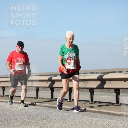03.10.2025 - Köhlbrandbrückenlauf Yannick Fuchs http://msf.ph/oto/9194722 03.10.2025 12:20:14 Position 3 5736, 6165 meine-sportfotos.de