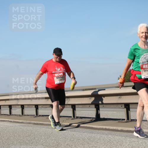 03.10.2025 - Köhlbrandbrückenlauf Yannick Fuchs http://msf.ph/oto/9194740 03.10.2025 12:20:15 Position 3 5736, 6165 meine-sportfotos.de