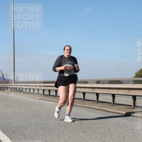 03.10.2025 - Köhlbrandbrückenlauf Yannick Fuchs http://msf.ph/oto/9194797 03.10.2025 12:20:36 Position 3 5364 meine-sportfotos.de