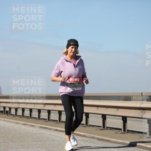03.10.2025 - Köhlbrandbrückenlauf Yannick Fuchs http://msf.ph/oto/9194842 03.10.2025 12:21:32 Position 3 5225 meine-sportfotos.de