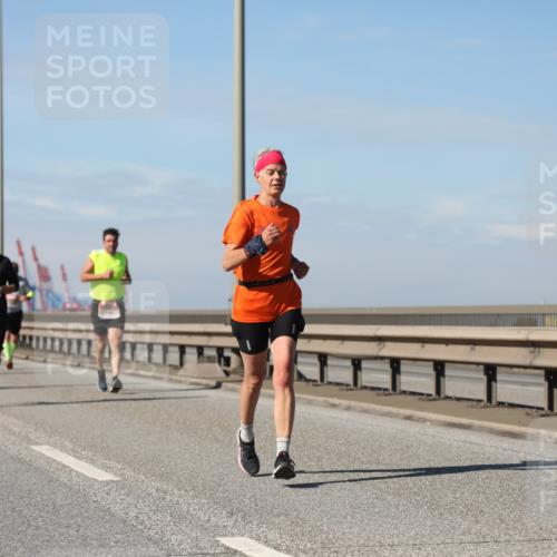 03.10.2025 - Köhlbrandbrückenlauf Yannick Fuchs http://msf.ph/oto/9194866 03.10.2025 11:57:22 Position 3  meine-sportfotos.de