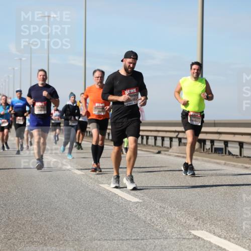 03.10.2025 - Köhlbrandbrückenlauf Yannick Fuchs http://msf.ph/oto/9194889 03.10.2025 11:57:25 Position 3 5099 meine-sportfotos.de