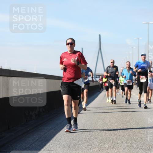 03.10.2025 - Köhlbrandbrückenlauf Yannick Fuchs http://msf.ph/oto/9194916 03.10.2025 11:57:28 Position 3 4760 meine-sportfotos.de