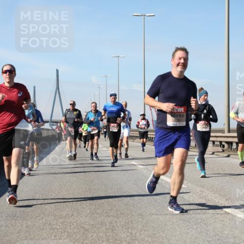 03.10.2025 - Köhlbrandbrückenlauf Yannick Fuchs http://msf.ph/oto/9194919 03.10.2025 11:57:28 Position 3 4760 meine-sportfotos.de