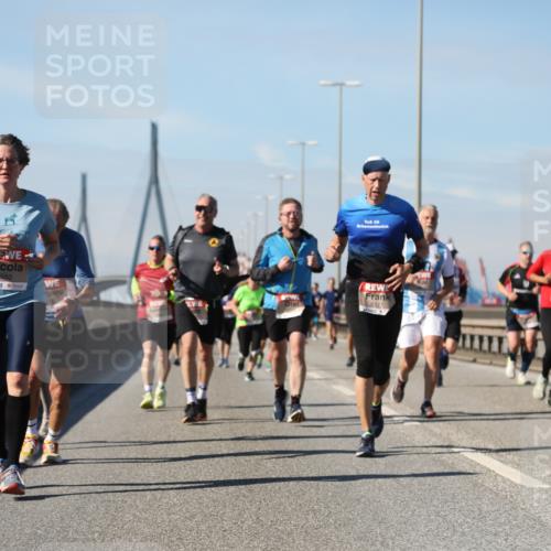 03.10.2025 - Köhlbrandbrückenlauf Yannick Fuchs http://msf.ph/oto/9194930 03.10.2025 11:57:30 Position 3 09, 4560, 6377 meine-sportfotos.de