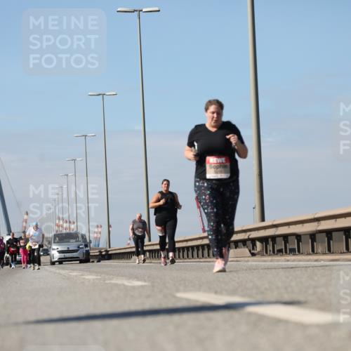 03.10.2025 - Köhlbrandbrückenlauf Yannick Fuchs http://msf.ph/oto/9194934 03.10.2025 12:22:19 Position 3  meine-sportfotos.de