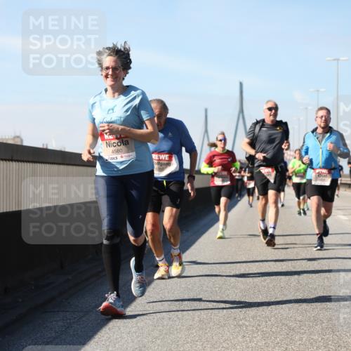 03.10.2025 - Köhlbrandbrückenlauf Yannick Fuchs http://msf.ph/oto/9194943 03.10.2025 11:57:31 Position 3 4560, 6310, 09, 6377 meine-sportfotos.de