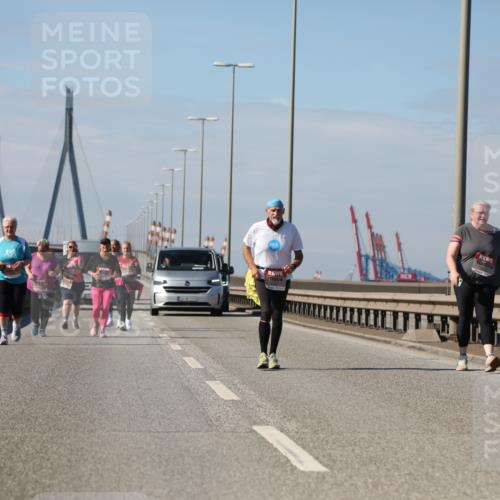03.10.2025 - Köhlbrandbrückenlauf Yannick Fuchs http://msf.ph/oto/9194952 03.10.2025 12:22:34 Position 3  meine-sportfotos.de