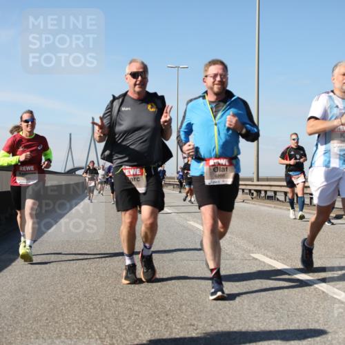 03.10.2025 - Köhlbrandbrückenlauf Yannick Fuchs http://msf.ph/oto/9194966 03.10.2025 11:57:34 Position 3 6208 meine-sportfotos.de
