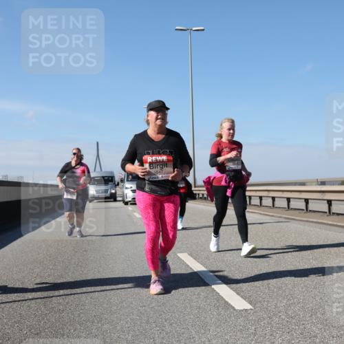 03.10.2025 - Köhlbrandbrückenlauf Yannick Fuchs http://msf.ph/oto/9194988 03.10.2025 12:22:48 Position 3 6529, 5547 meine-sportfotos.de