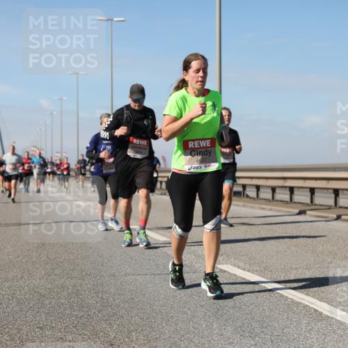 03.10.2025 - Köhlbrandbrückenlauf Yannick Fuchs http://msf.ph/oto/9194992 03.10.2025 11:57:38 Position 3 4620 meine-sportfotos.de
