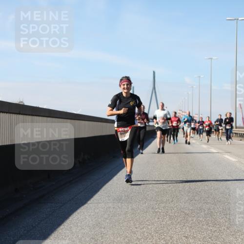 03.10.2025 - Köhlbrandbrückenlauf Yannick Fuchs http://msf.ph/oto/9195005 03.10.2025 11:57:39 Position 3  meine-sportfotos.de