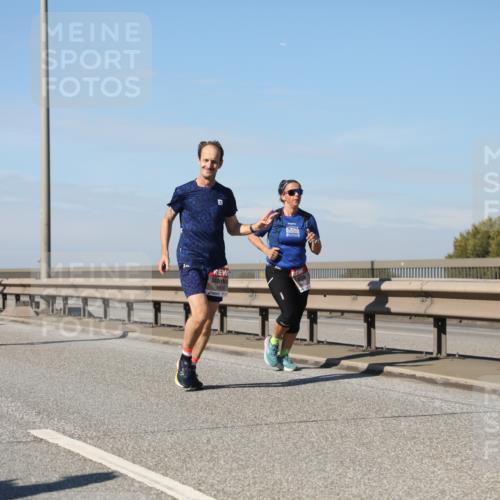 03.10.2025 - Köhlbrandbrückenlauf Yannick Fuchs http://msf.ph/oto/9195029 03.10.2025 11:57:45 Position 3 2025 meine-sportfotos.de
