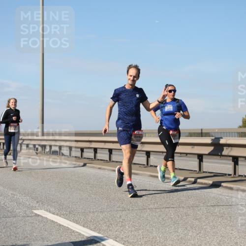 03.10.2025 - Köhlbrandbrückenlauf Yannick Fuchs http://msf.ph/oto/9195030 03.10.2025 11:57:45 Position 3 2025 meine-sportfotos.de