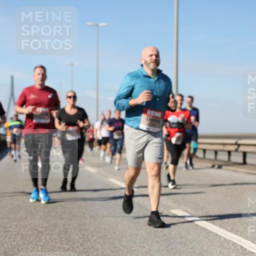 03.10.2025 - Köhlbrandbrückenlauf Yannick Fuchs http://msf.ph/oto/9195046 03.10.2025 11:57:49 Position 3  meine-sportfotos.de