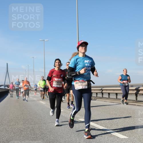 03.10.2025 - Köhlbrandbrückenlauf Yannick Fuchs http://msf.ph/oto/9195076 03.10.2025 11:57:58 Position 3 5302, 4333 meine-sportfotos.de