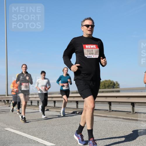 03.10.2025 - Köhlbrandbrückenlauf Yannick Fuchs http://msf.ph/oto/9195081 03.10.2025 11:58:01 Position 3 6761 meine-sportfotos.de