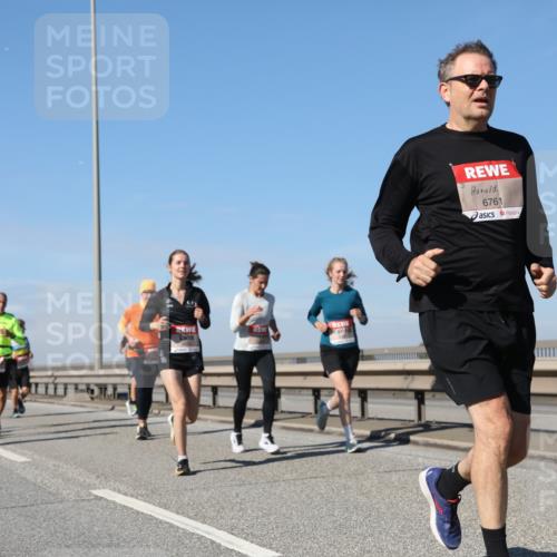 03.10.2025 - Köhlbrandbrückenlauf Yannick Fuchs http://msf.ph/oto/9195082 03.10.2025 11:58:01 Position 3 6761 meine-sportfotos.de