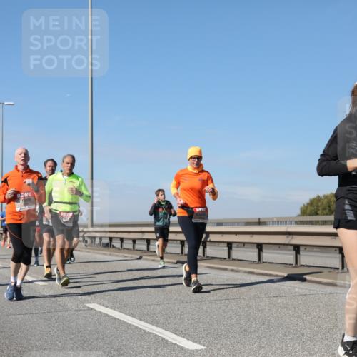 03.10.2025 - Köhlbrandbrückenlauf Yannick Fuchs http://msf.ph/oto/9195088 03.10.2025 11:58:02 Position 3 5453, 5479 meine-sportfotos.de