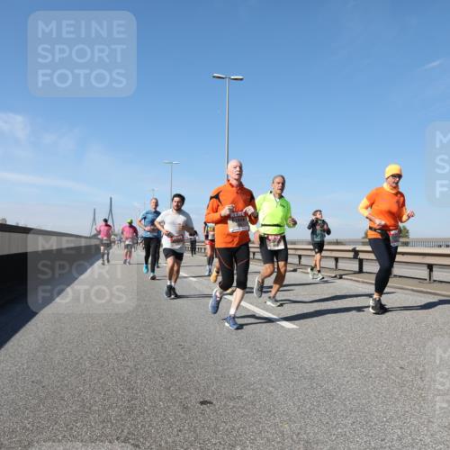 03.10.2025 - Köhlbrandbrückenlauf Yannick Fuchs http://msf.ph/oto/9195093 03.10.2025 11:58:04 Position 3  meine-sportfotos.de
