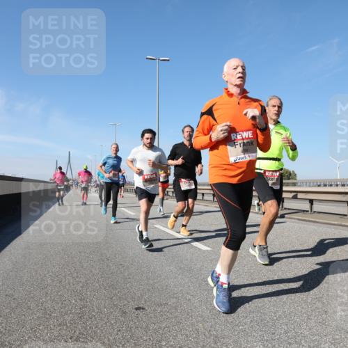 03.10.2025 - Köhlbrandbrückenlauf Yannick Fuchs http://msf.ph/oto/9195097 03.10.2025 11:58:04 Position 3 4196 meine-sportfotos.de