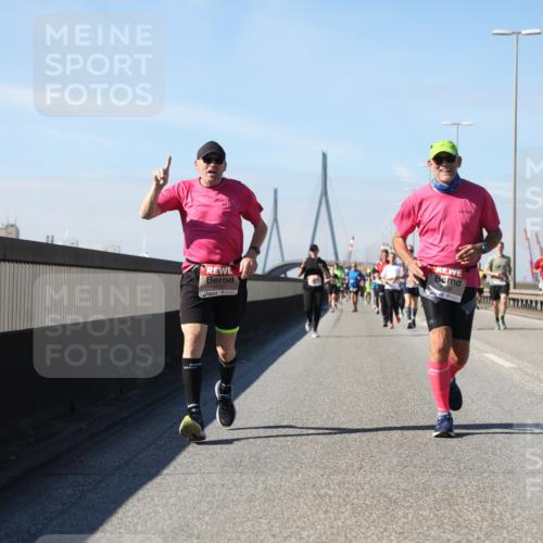 03.10.2025 - Köhlbrandbrückenlauf Yannick Fuchs http://msf.ph/oto/9195107 03.10.2025 11:58:07 Position 3 6485 meine-sportfotos.de