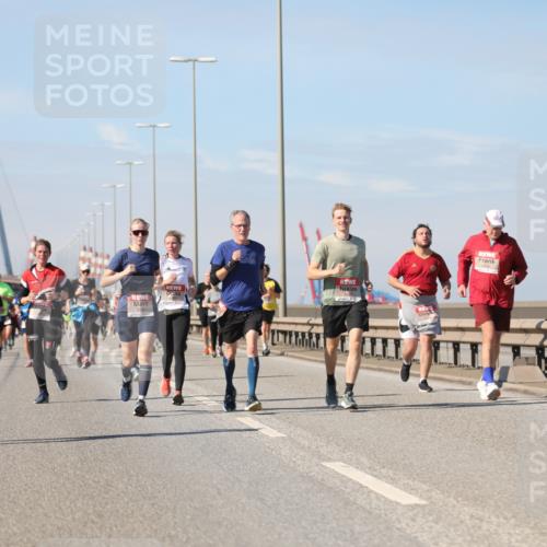 03.10.2025 - Köhlbrandbrückenlauf Yannick Fuchs http://msf.ph/oto/9195120 03.10.2025 11:58:10 Position 3  meine-sportfotos.de