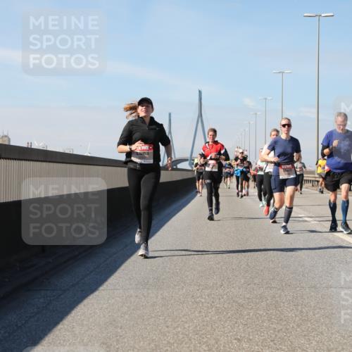 03.10.2025 - Köhlbrandbrückenlauf Yannick Fuchs http://msf.ph/oto/9195128 03.10.2025 11:58:12 Position 3  meine-sportfotos.de