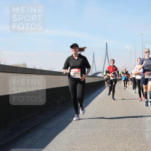 03.10.2025 - Köhlbrandbrückenlauf Yannick Fuchs http://msf.ph/oto/9195131 03.10.2025 11:58:13 Position 3 5691 meine-sportfotos.de