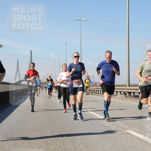 03.10.2025 - Köhlbrandbrückenlauf Yannick Fuchs http://msf.ph/oto/9195133 03.10.2025 11:58:14 Position 3 5691, 5336 meine-sportfotos.de